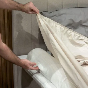 fambed_bedrail_foam_under_fitted_sheet_or_over_fitted_sheet